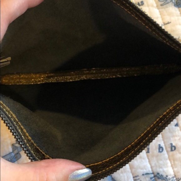 Marc Jacobs Neiman Marcus for target gold clutch - Picture 8 of 9